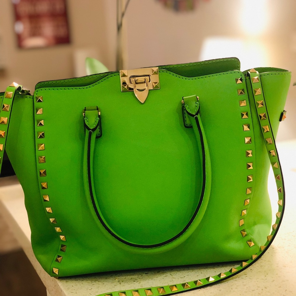 Valentino Medium Rockstud Grained CalfskinLeather